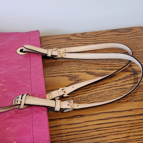 Michael Kors tote - Picture 7 of 10